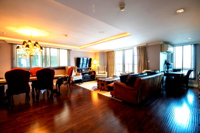 ขายคอนโด : ขาย คอนโดใกล้ BTS อารีย์ แบกซ์เตอร์ พหลโยธิน14  96 ตรม ห้องใหญ่ pet friendly 