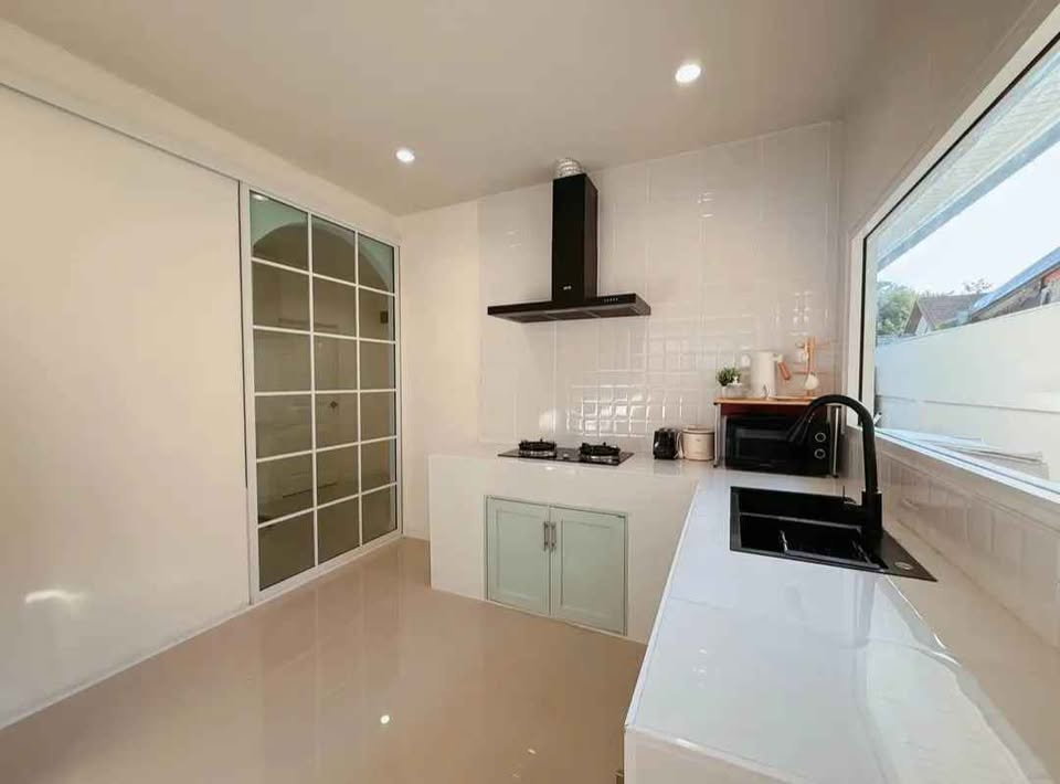 รูป R-107 🏡 บ้านเดี่ยวชั้นเดียวให้เช่า | หมู่บ้านศิริวัฒนานิเวศน์ หนองหอย เชียงใหม่ ✨ บ้านสวย พร้อมเฟอร์นิเจอร์และเครื่องใช้ไฟฟ้าครบ เข้าอยู่ได้ทันที - รูปที่ 10/19