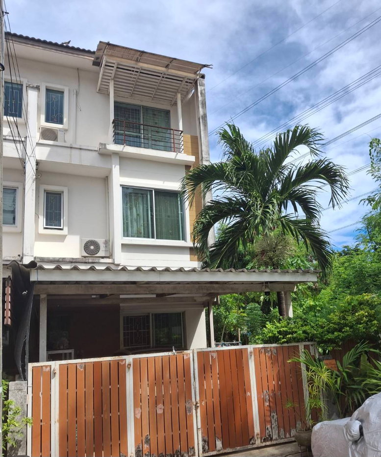 picture Townhome for sale, Prachasuk Lake & Mall. - 3/7