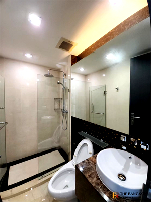Condos for sale : The Address Sukhumvit 61 near BTS Ekkamai Fully Equipped Facilities