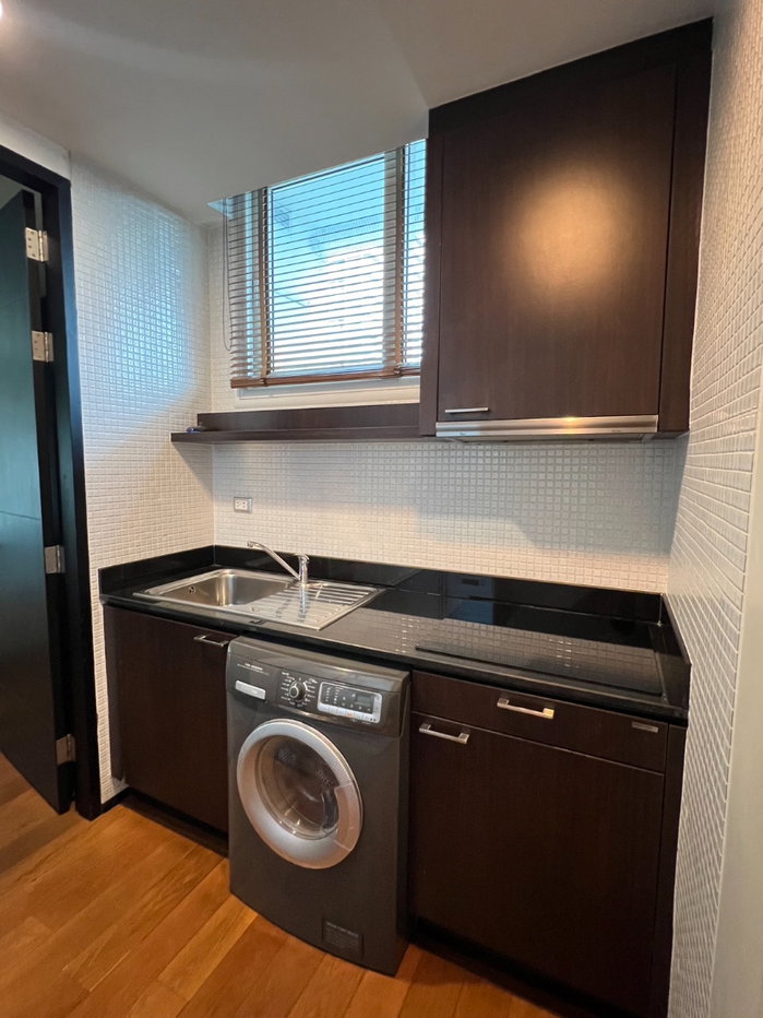 รูป The Height Thonglor - 2beds2baths +1Maid room 140sqm. in Thonglor Rent 60,000 Available Now - รูปที่ 8/18