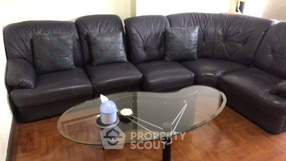 picture 1-BR Condo at The Winning Tower near ARL Ramkhamhaeng (ID 1552707) - 1/7