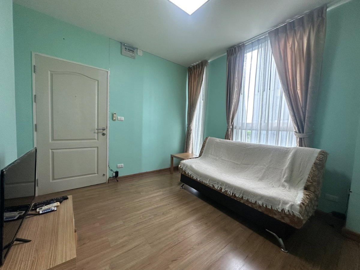 รูป ให้เช่าคอนโดใกล้รถไฟฟ้า ห้องมุม - รูปที่ 2/6