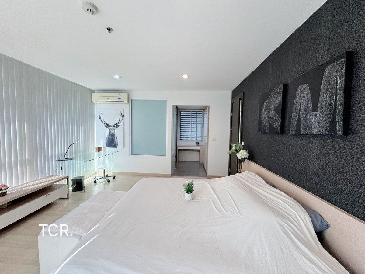 picture Ready to move in “𝐑𝐡𝐲𝐭𝐡𝐦 𝐑𝐚𝐭𝐜𝐡𝐚𝐝𝐚“ 2 Bedrooms Size 73.5 Sq.m. Near MRT-Ratchadapisek - 6/22