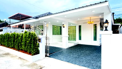 Houses for sale Bang Lamung Chonburi : House for Sale Near Mabprachan Lake Siam Country Club