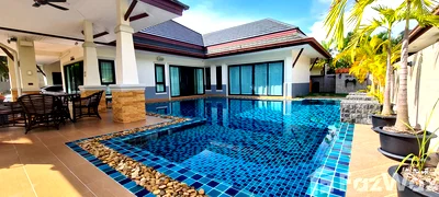 Houses for sale Bang Lamung Chonburi : Modern Pool Villa Pattaya Hill - 3Bed Thai Company Name 6421831