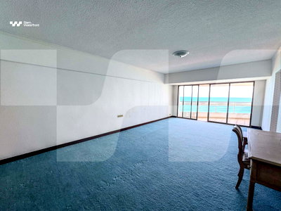 Condos for sale : 🔥For Sale, Sea View🔥Metro Jomtien Condotel, 2 Bedrooms/2 Bathrooms 100 sqm 31st Floor, Next to Jomtien Beach. Call 087-355-2274