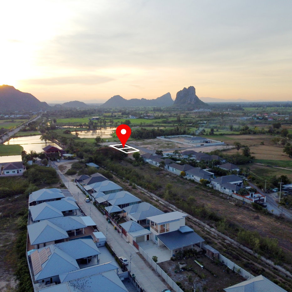 รูป ขายที่ดินชะอำ 128 ตร.ว. ราคา 750,000 บาท โฉนด นส.4 พร้อมโอน เจ้าของขายเอง - รูปที่ 2/8