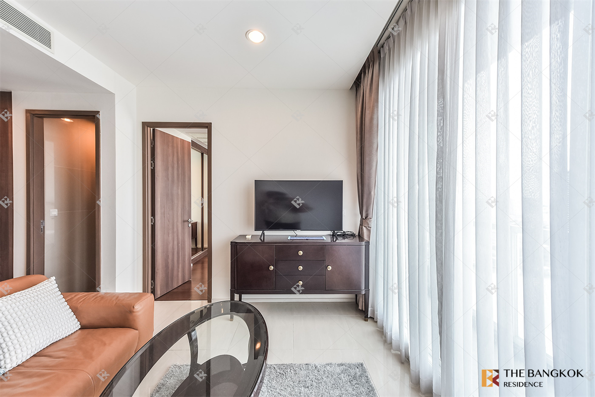 picture Ready-to-move-in, Prime Location Condo Menam Residences - 4/10