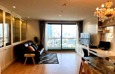 ขายคอนโด : ยูนิตมุมสุดหรู Rhythm Sukhumvit 42 (ริทึ่ม สุขุมวิท 42) – ทำเลเยี่ยมใจกลางเอกมัย