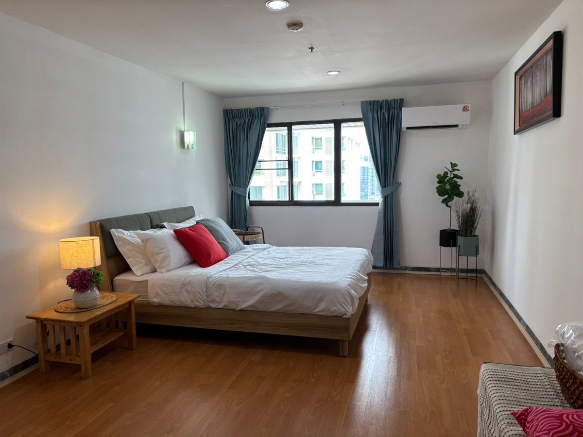 picture two bedrooms unit fully furnished for rent from Aug 2026 - 34/48