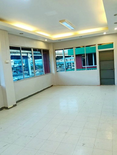 รูป 34ตรว. 304ตร.ม. BTSสะพานควาย 909ม.ทำเลรัชดา และโกดัง ตลาดสดห้วยขวางลดราคา40% โฮมออฟฟิศ 4.5ชั้น อินทามระ7-14 สุทธิสาร - รูปที่ 8/8