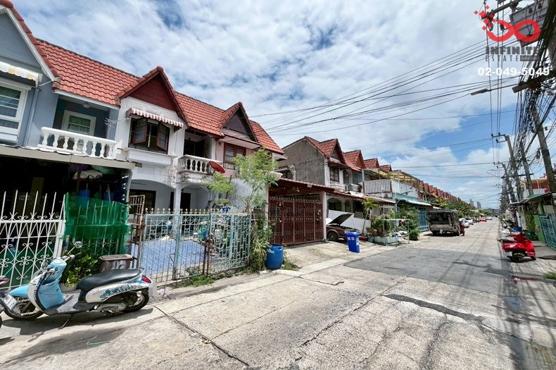 รูป ขายทาวน์เฮาส์ 2 ชั้น สุขุมวิท 101/1 วชิรธรรมสาธิต 57 หมู่บ้านธรรมสาธิต 1 ใกล้ BTS - MRT - รูปที่ 1/9