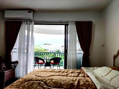 Condos for rent Maya Chiang Mai : 🍃 Room for RENT! at Hillside 4 Condominium in Center of Nimman ** Mountain View ** near to 7-11, University, Supermarket, Cafe, Hospital and etc.