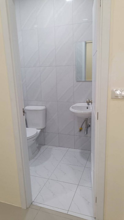 รูป บ้านเดี่ยว 2 ห้องนอน 2 ห้องน้ำ 1 ห้องนั่งเล่น 1 ห้องครัว พร้อมเฟอร์นิเจอร์ ที่เสนา จังหวัดพระนครศรีอยุธยา ราคา 3 ล้านถ้วน - รูปที่ 4/26