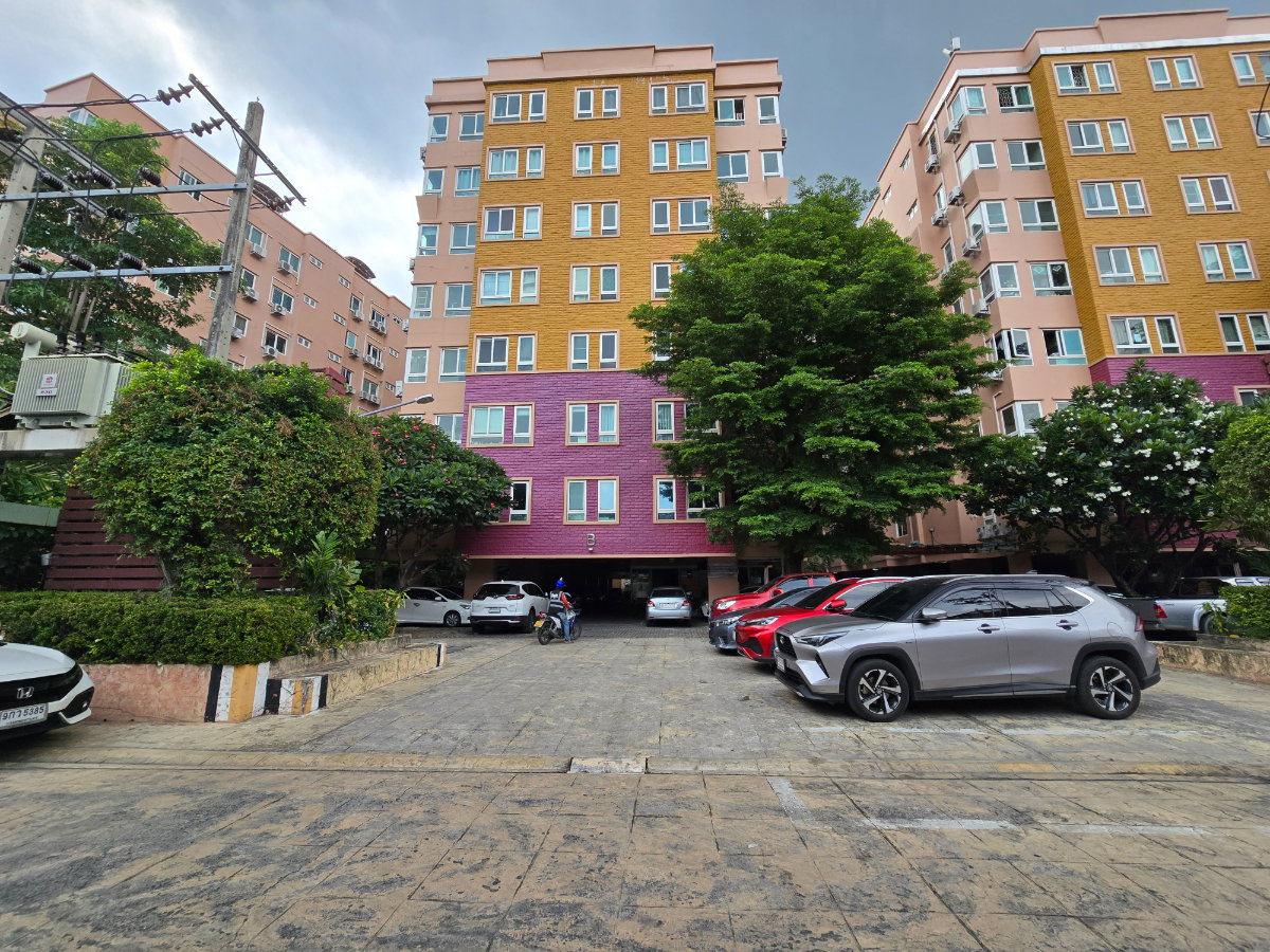 picture Here it is 🐹🐱...Pet-friendly condo...Prime location in the heart of Ratchada 18 - 20/21