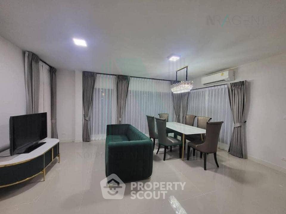 รูป ทาวน์เฮ้าส์ 4-ห้องนอน ที่ บ้านกลางเมือง รามอินทรา 83 สเตชั่น ใน รามอินทรา (ID 2974430) - รูปที่ 2/8