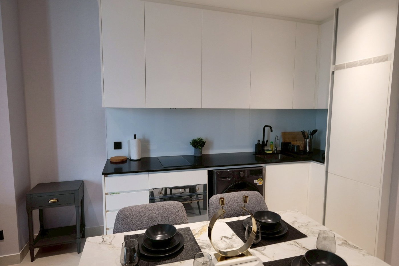 รูป LTHC15646 – Luxury Condo for Rent Sathorn | High Floor Modern Residence | Near BTS Saint Louis | 58,000 THB | คอนโดหรูให้เช่า สาทร ชั้นสูง ใกล้ BTS เซนต์หลุยส์ - รูปที่ 3/6