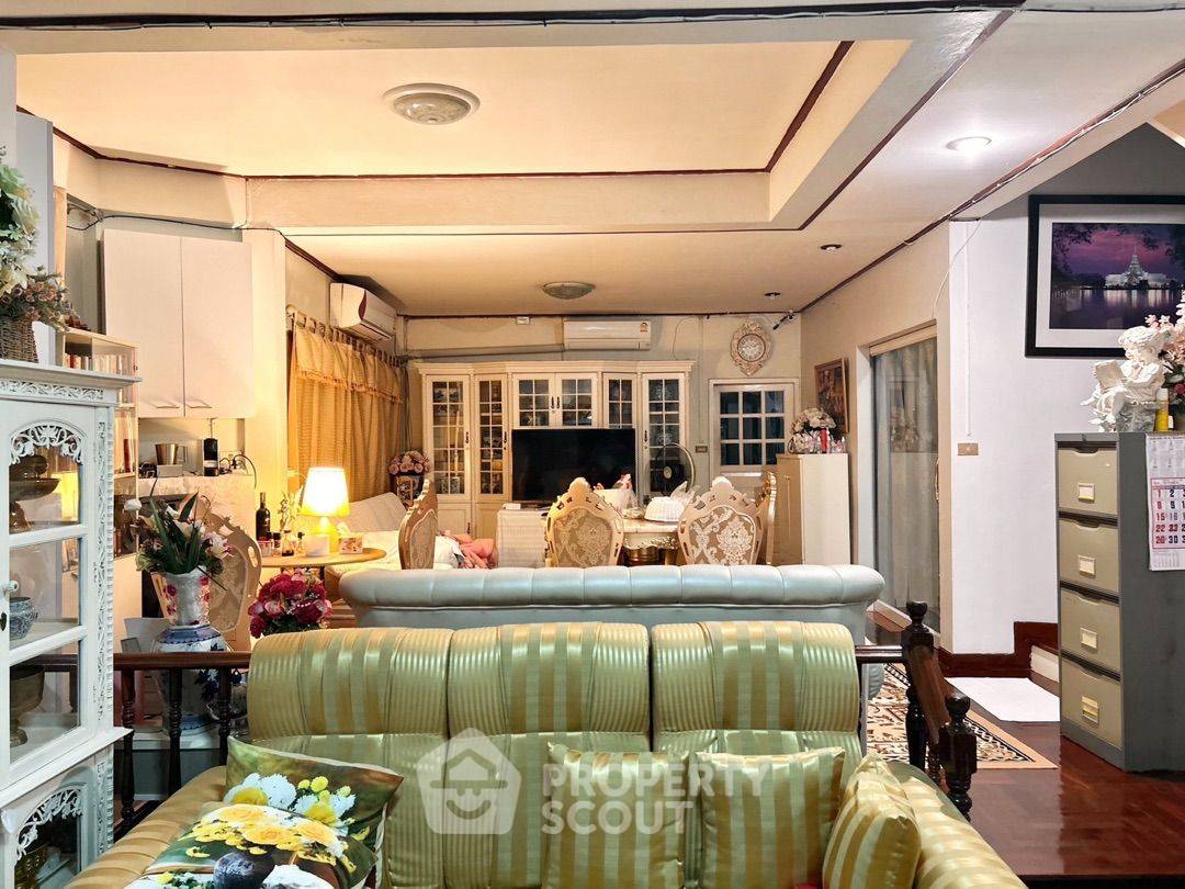 picture 5-BR House near MRT Ratchadaphisek (ID 2976673) - 5/14