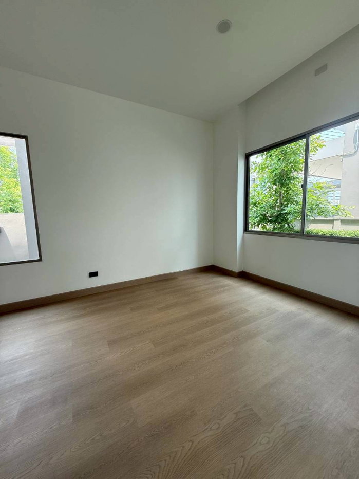 รูป บ้านเดี่ยวสองชั้นในโครงการหรู พร้อมคลับเฮ้าส์และนวัตกรรม Smart Home #สันทราย ราคาเพียง 8.9 ล้านบาท #CSS101904 - รูปที่ 5/13