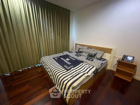 1-BR Condo at Circle Condominium near MRT Phetchaburi (ID 1909997)