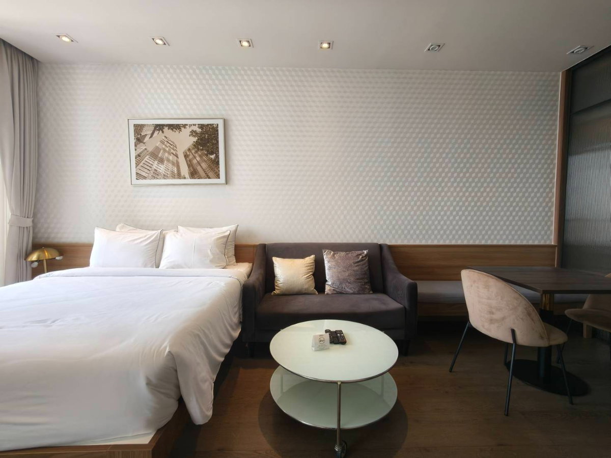รูป 🏙️ เช่าระยะสั้น 🌿 Park Origin Phromphong 💸 เริ่ม 20,000 บาท* - รูปที่ 2/10