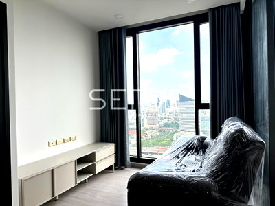 Condos for rent : 1 Bed Large Room High Fl. 30+ City View Fully furnished Good Location Close To MRT Phra Ram 9  220 m.  @  One 9 Five Asoke - Rama 9