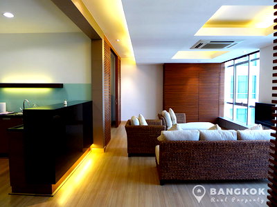 Condos for rent : Baan Sathorn Chaopraya | Elegant 2 Bed 2 Bath with River View