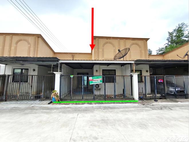 Townhouses for sale : TOWN HOUSE 25.7 Sq.w. Nikhom Pattana Rayong for 886,000
