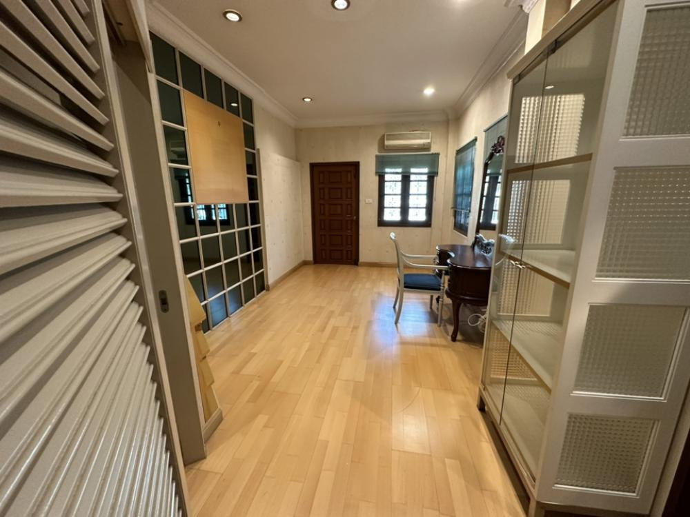 รูป WS7683 🏡✨ ให้เช่าบ้านเดี่ยวหรู ย่านสาทร | พื้นที่ขนาดใหญ่ พร้อมอยู่ ✨🏡 เพียง ราคาเช่าเพียง 189,000 บาท/เดือน - รูปที่ 21/21