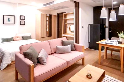Condos for sale : 🔥 Sale with tenant !! Japanese style !!  Ashton Chula-Silom, 1 bed, 1 bath, high floor 35++ !! Code C20230801091 furnished, Special Deal!!📣📣
