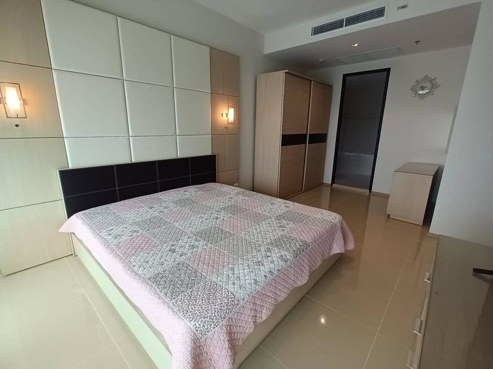 picture LTHC15648 – Luxury Condo for Rent Phrom Phong | High Floor Spacious Residence | Near BTS Phrom Phong | 80,000 THB | คอนโดหรูให้เช่า พร้อมพงษ์ ห้องกว้าง ชั้นสูง ใกล้ BTS พร้อมพงษ์ - 1/6