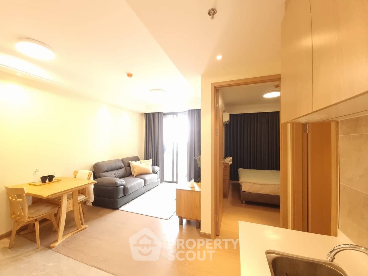 รูป คอนโด 1-ห้องนอน ที่ รีเกิล สาทร - นราธิวาส ใกล้ ถนนนราธิวาสราชนครินทร์ (ID 1490466) - รูปที่ 3/10
