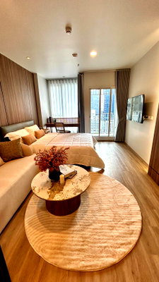 คอนโดให้เช่า : Culture Thonglor ห้องโทนอุ่น เฟอร์นิเจอร์ ตกแต่งมาครบ อยู่สบาย เข้าอยู่ได้เลยโดยไม่ต้องแต่งเพิ่ม 1 ห้องนอน 1 ห้องน้ำ พร้อมเข้าอยู่