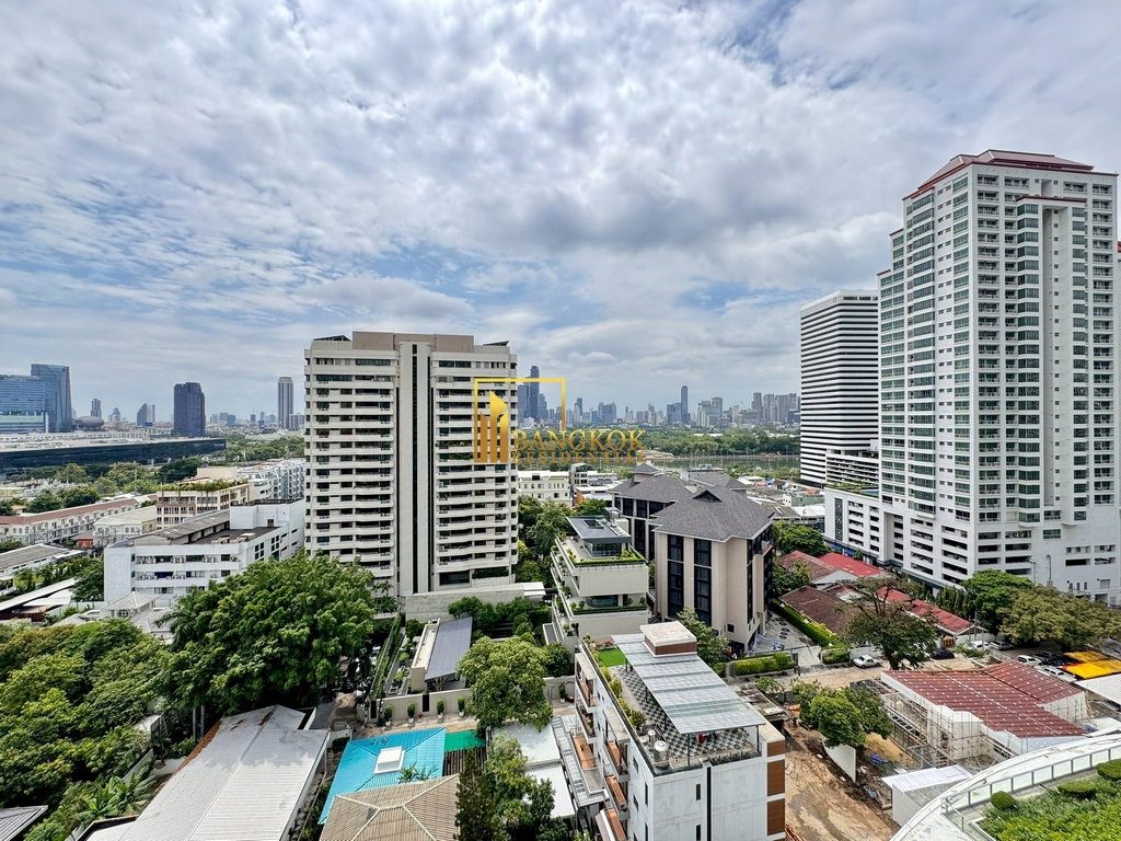 picture Millennium Residence | Stylish 3 Bedroom Luxury Condo in Asoke - BR2770CD - 8/46