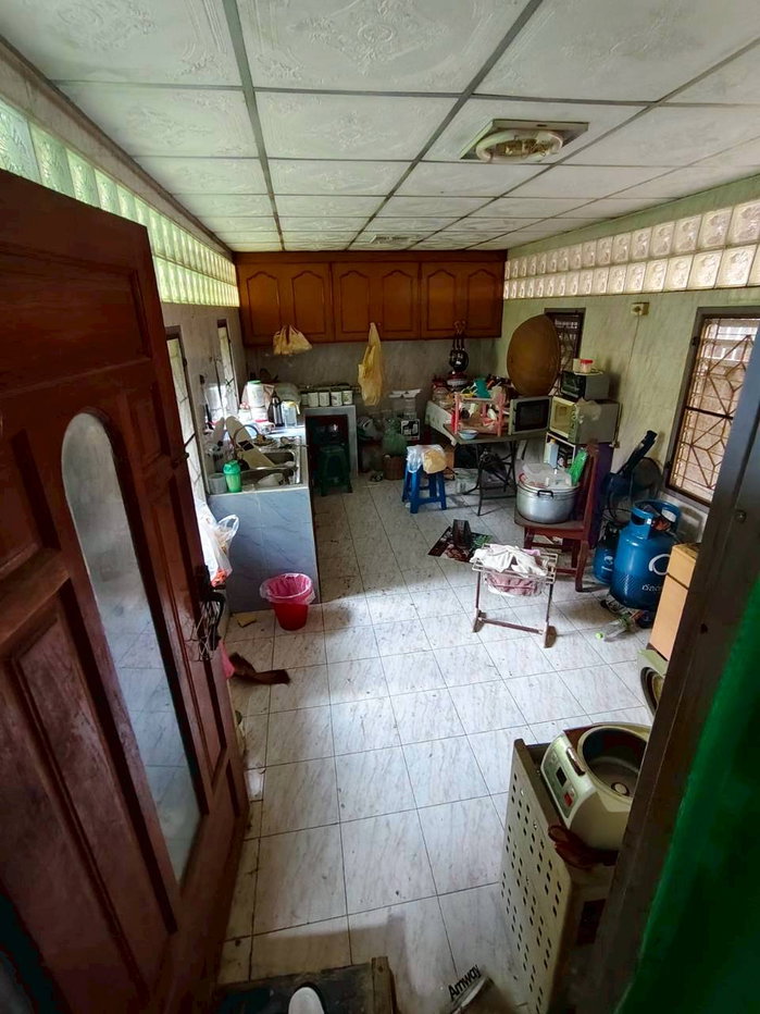 รูป [ขายด่วน! ตามสภาพ] บ้านเดี่ยว 124 ตร.ว. หมู่บ้านนันทวัน อ่อนนุช 44 เหมาะรีโนเวทหรือทุบสร้างใหม่ ทำเลลัดสุขุมวิท ราคาคุ้มที่สุดในโครงการ! - รูปที่ 16/19