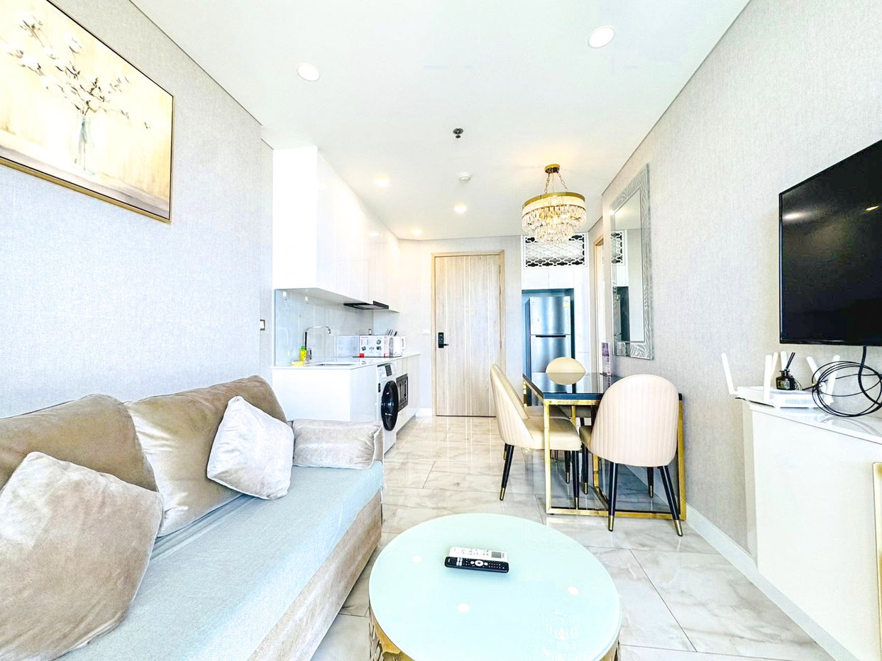 picture Copacabana Beach Jomtien Sea View Condo for Sale - 1/8