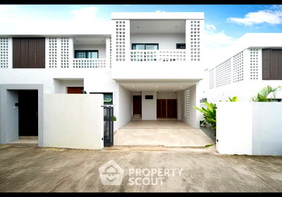 Houses for sale Muang Phuket Phuket : 4-BR Villa in Rawai (ID 2975869)
