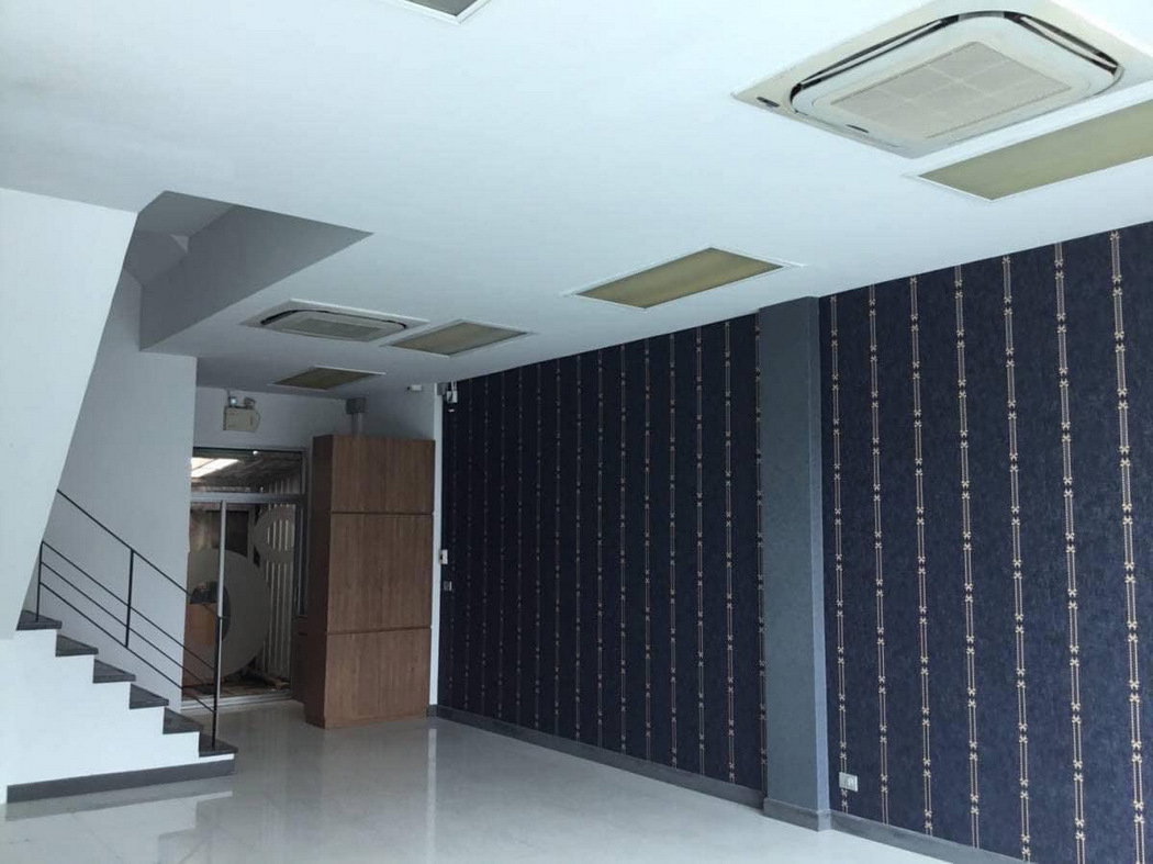 รูป Call : 098-247-8889 ขายด่วน อาคารพาณิชย์ โฮมออฟฟิศ 4 ชั้น ถนนสุขุมวิท 77 (อ่อนนุช) เขตประเวศ ใกล้ Air Port Link บ้านทับช้าง - รูปที่ 1/11
