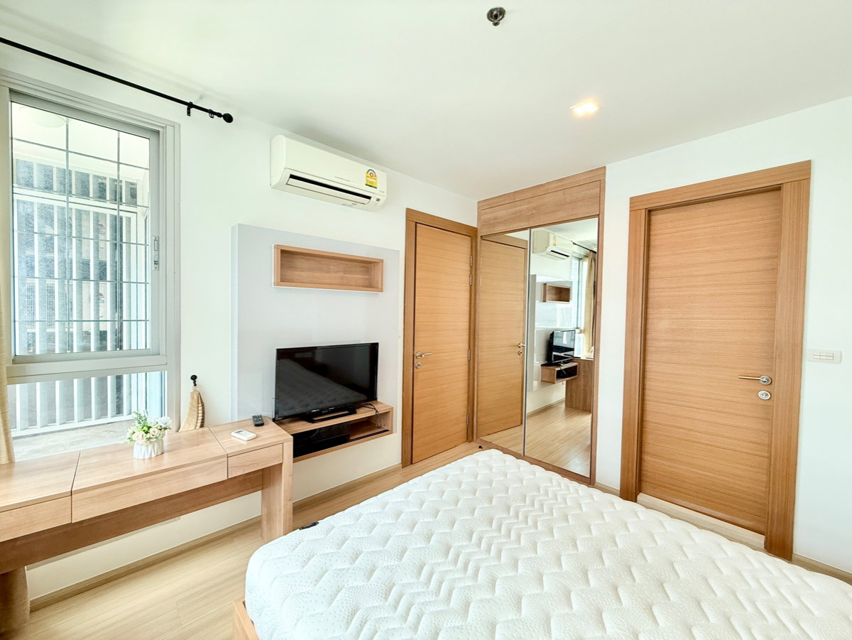picture For Rent❗️𝐑𝐡𝐲𝐭𝐡𝐦 𝐑𝐚𝐭𝐜𝐡𝐚𝐝𝐚 - 𝐇𝐮𝐚𝐢𝐤𝐡𝐰𝐚𝐧𝐠  1 Bedroom 46 Sq.m. Near MRT-Huaikhwang  - 8/16