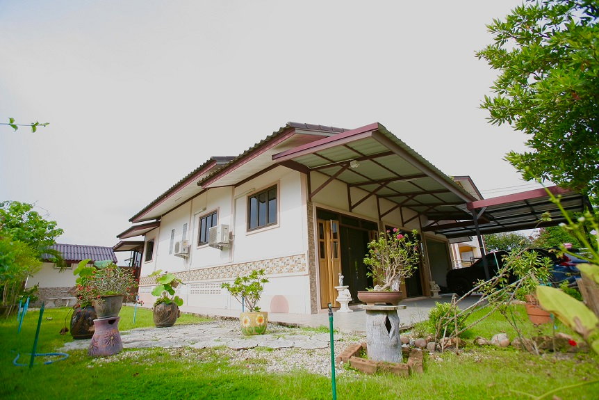 รูป ขายบ้านเดี่ยวพร้อมอยู่ 126.8 ตรว ตกแต่งสวยพร้อมเฟอร์นิเจอร์ ใกล้ทะเลหาดแหลมแม่พิมพ์ อ.แกลง ระยอง - รูปที่ 2/12