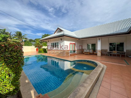 พูลวิลล่า Impress House Pattaya บนที่ดิน 676 ตร.ม. พร้อมสระว่ายน้ำส่วนตัว ราคาเพียง 9.999 ล้านบาท