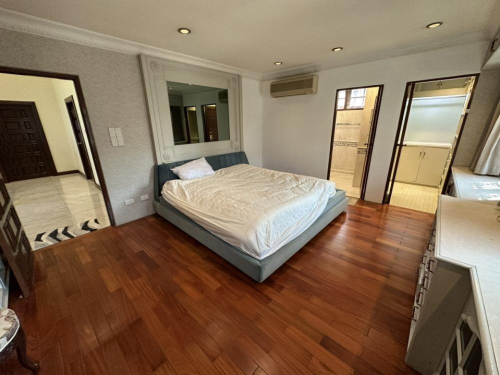 รูป WS7683 🏡✨ ให้เช่าบ้านเดี่ยวหรู ย่านสาทร | พื้นที่ขนาดใหญ่ พร้อมอยู่ ✨🏡 เพียง ราคาเช่าเพียง 189,000 บาท/เดือน - รูปที่ 17/21