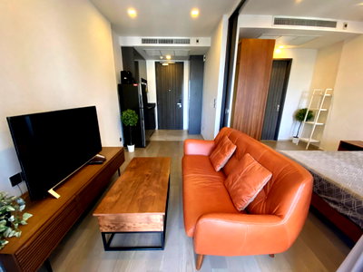 Condos for rent : RS6375 For Rent: Ashton Asoke Condo (Sukhumvit 21), in the heart of Asoke, next to MRT Sukhumvit.