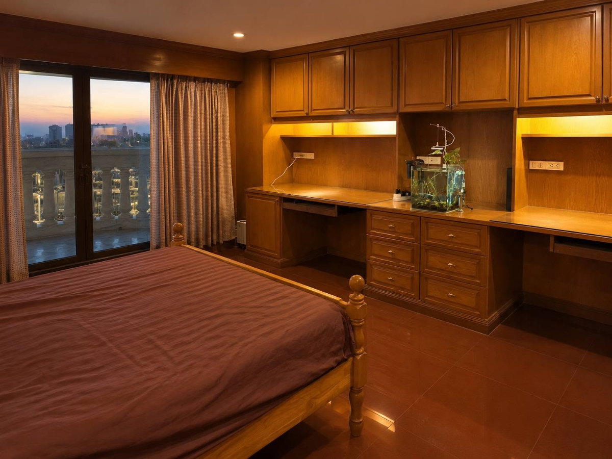 รูป ✅ ขายคอนโดห้องใหญ่ ทำเลทองใจกลางสีลม-สาทร ใกล้ BTS สะพานตากสิน ✅ State Tower Condominium - สเตท ทาวเวอร์ คอนโดมิเนียม - รูปที่ 2/5