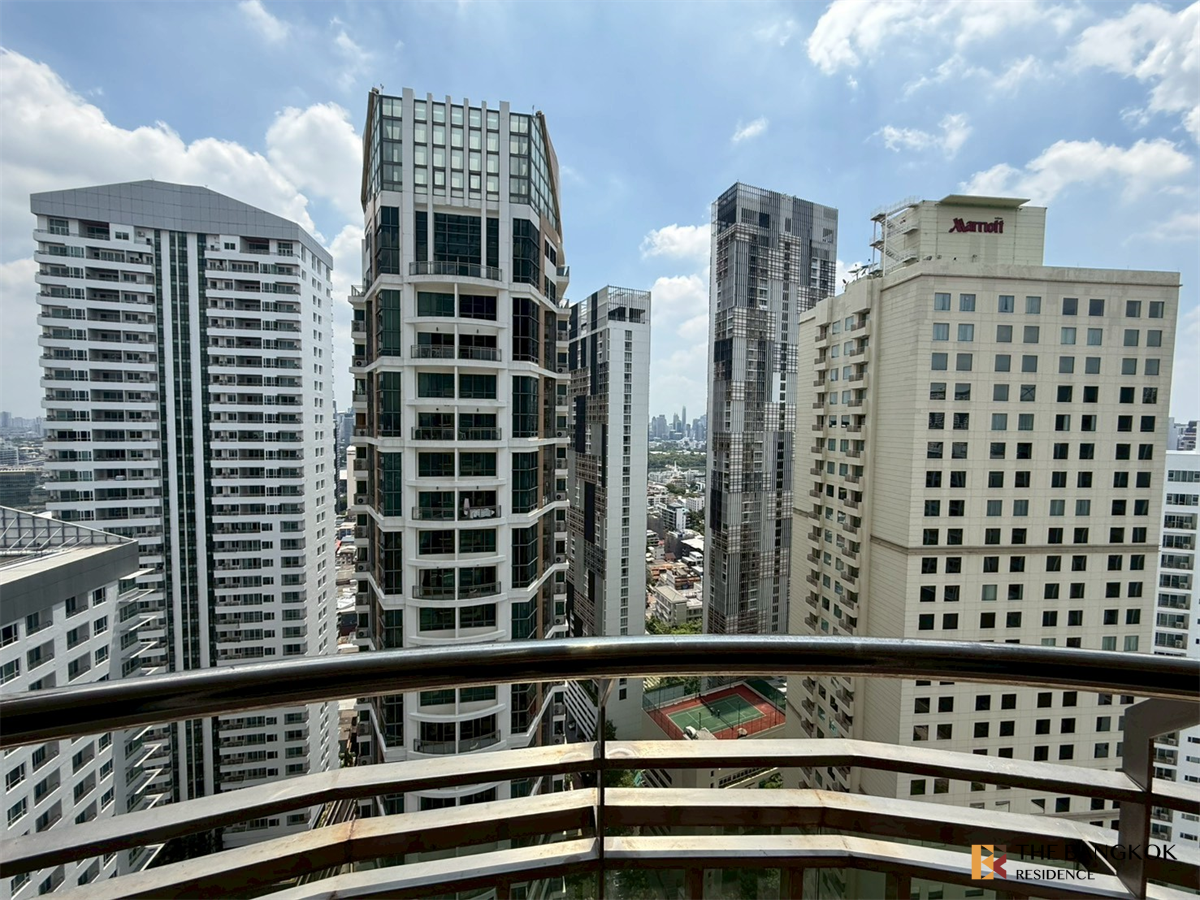 picture Ultimate Luxury Condo in Business District Ideal 24 - 10/10