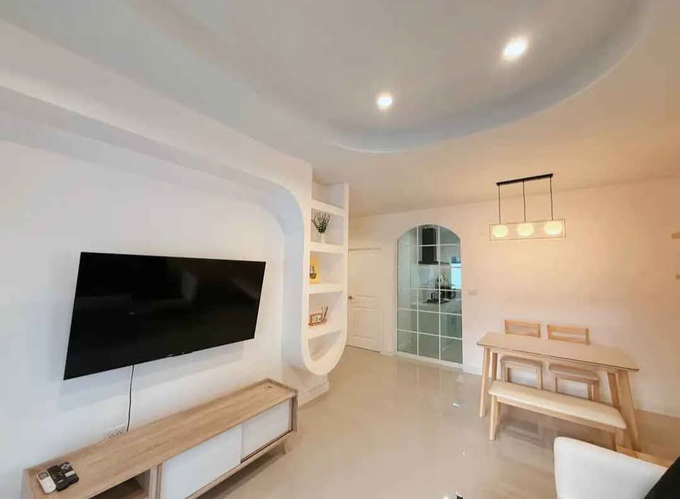 รูป R-107 🏡 บ้านเดี่ยวชั้นเดียวให้เช่า | หมู่บ้านศิริวัฒนานิเวศน์ หนองหอย เชียงใหม่ ✨ บ้านสวย พร้อมเฟอร์นิเจอร์และเครื่องใช้ไฟฟ้าครบ เข้าอยู่ได้ทันที - รูปที่ 8/19