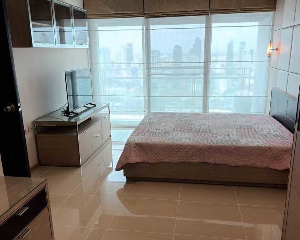 picture LTHC15648 – Luxury Condo for Rent Phrom Phong | High Floor Spacious Residence | Near BTS Phrom Phong | 80,000 THB | คอนโดหรูให้เช่า พร้อมพงษ์ ห้องกว้าง ชั้นสูง ใกล้ BTS พร้อมพงษ์ - 3/6