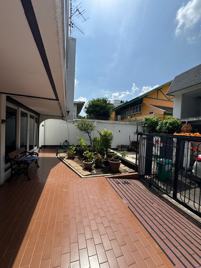 รูป บ้านเดี่ยวหรูใจกลางสุขุมวิท ใกล้ BTS พร้อมพงษ์ - รูปที่ 36/50