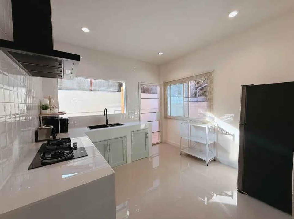 รูป R-107 🏡 บ้านเดี่ยวชั้นเดียวให้เช่า | หมู่บ้านศิริวัฒนานิเวศน์ หนองหอย เชียงใหม่ ✨ บ้านสวย พร้อมเฟอร์นิเจอร์และเครื่องใช้ไฟฟ้าครบ เข้าอยู่ได้ทันที - รูปที่ 11/19
